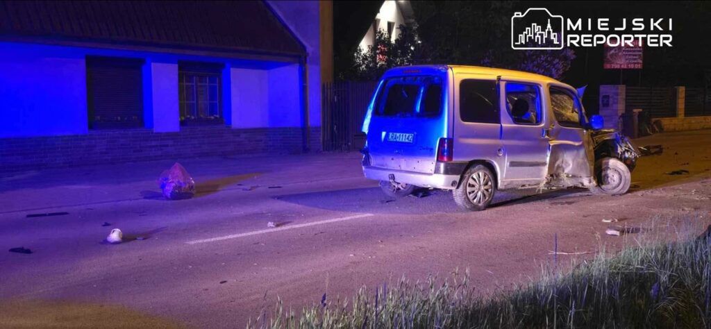 fot. Informacje na Gorąco Powiat Piaseczyński. Poważny wypadek pod Warszawą