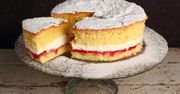 Brytyjska królowa zajadała się tym ciastem. Jest puszyste jak chmurka, a przepis banalny