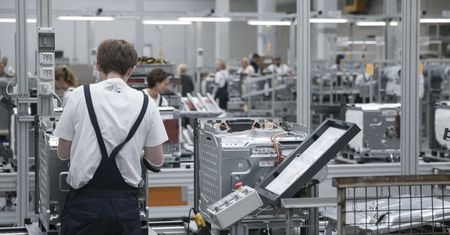 Zarobki Ukraińców w Polsce rosną. Dostają średnio 3,5 tys. zł na rękę
