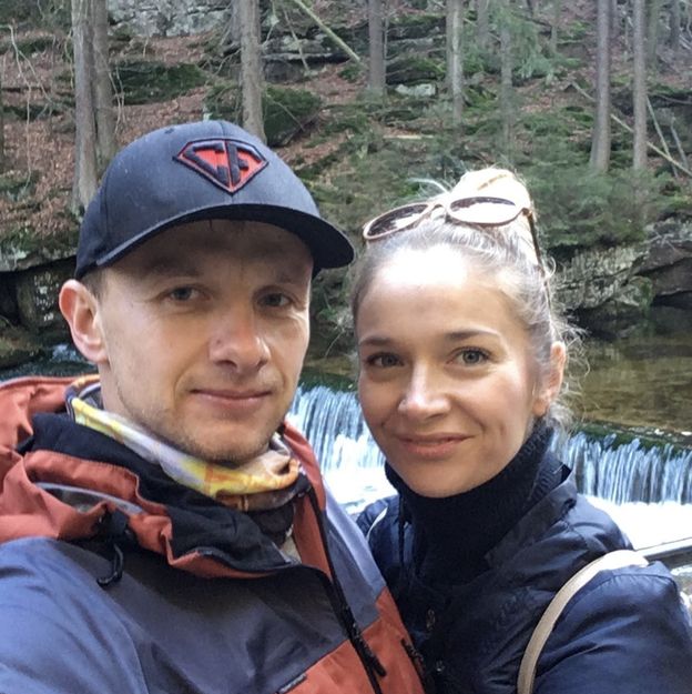 Marta Paszkin z "Rolnika" chwali się "sensualną sesją brzuszkową". Paweł Bodzianny nie był zachwycony tym pomysłem... (FOTO)