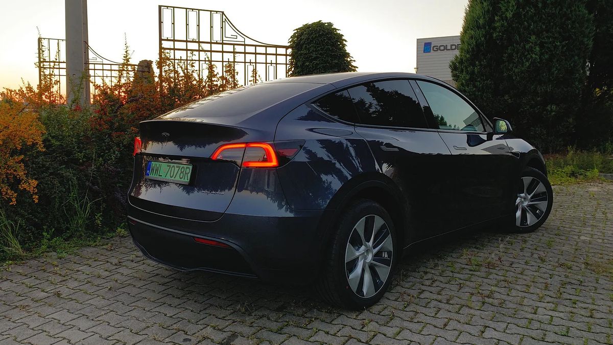 Tesla Model Y - najpopularniejszy SUV Europy w pierwszej połowie 2023 r.
