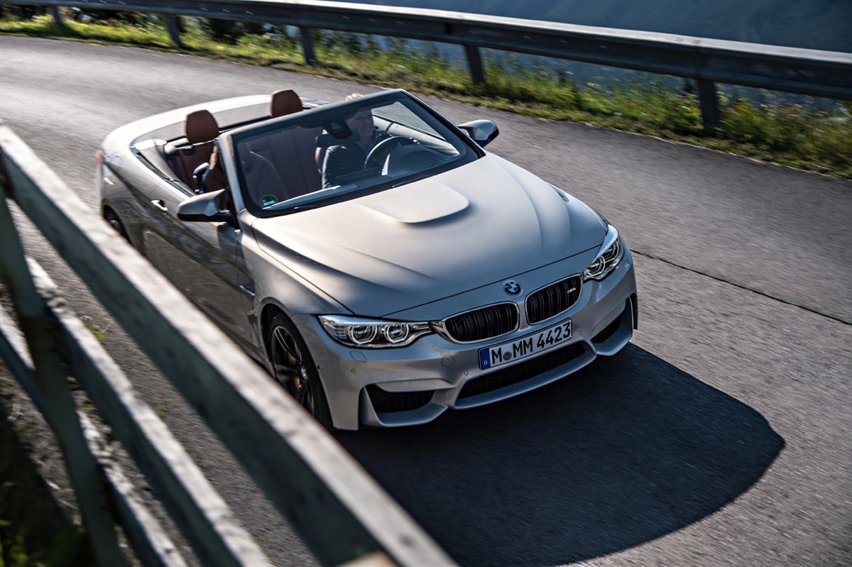 Ogromna galeria zdjęć z kabrioletem BMW M4 151