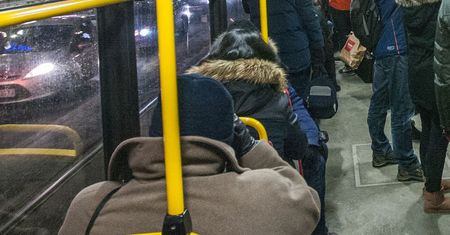 Bielsko-Biała. Poszukiwany przez bielski sąd wpadł, bo nie miał biletu autobusowego