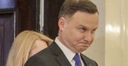 "Newsweek Polska" alarmuje: "Andrzej Duda obserwuje gimnazjalistkę Karolinę Wazelinę"