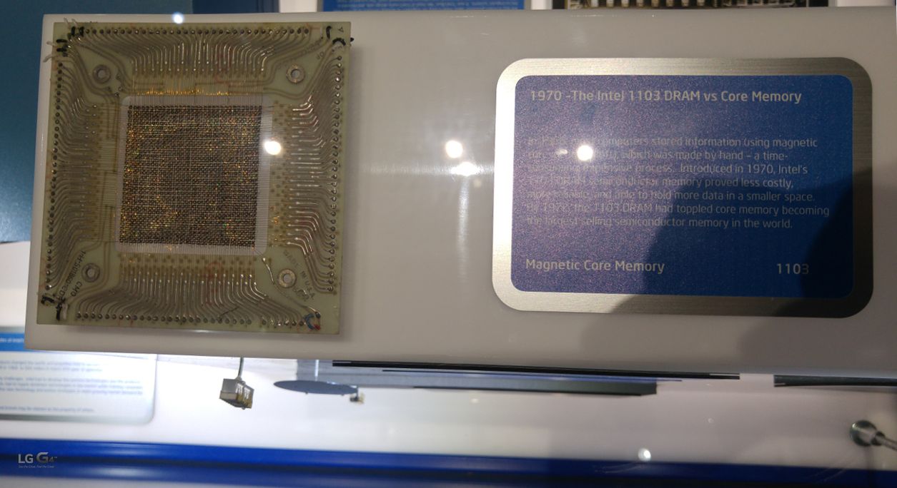 Rdzeniowa pamięć magnetyczna, którą z rynku wyparły układy SRAM Intela