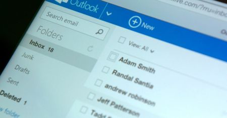 Outlook Premium za 4 dolary miesięczne, ale z rocznym okresem testowym