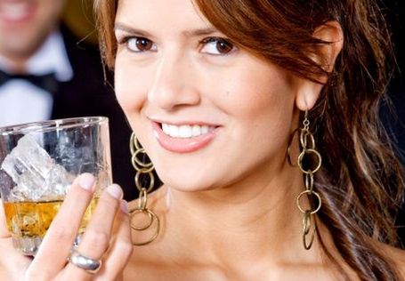 Mały drink chroni przed kamieniami żółciowymi