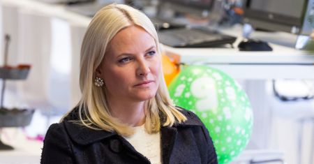 Wypadek księżnej Mette-Marit. Do zdarzenia doszło na rodzinnym wyjeździe