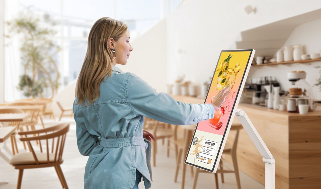 Jeszcze nie wiesz, że go potrzebujesz – inteligentny monitor LG Swing