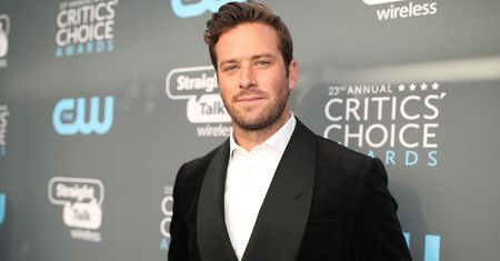 Armie Hammer rozmawiał z policją. Ciąg dalszy kanibalistycznej afery