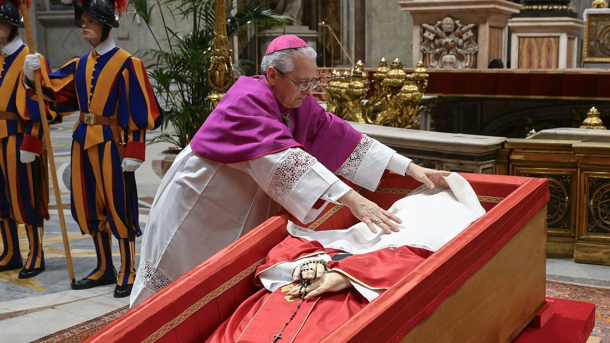 W Watykanie zakończyły się uroczystości pogrzebowe papieża