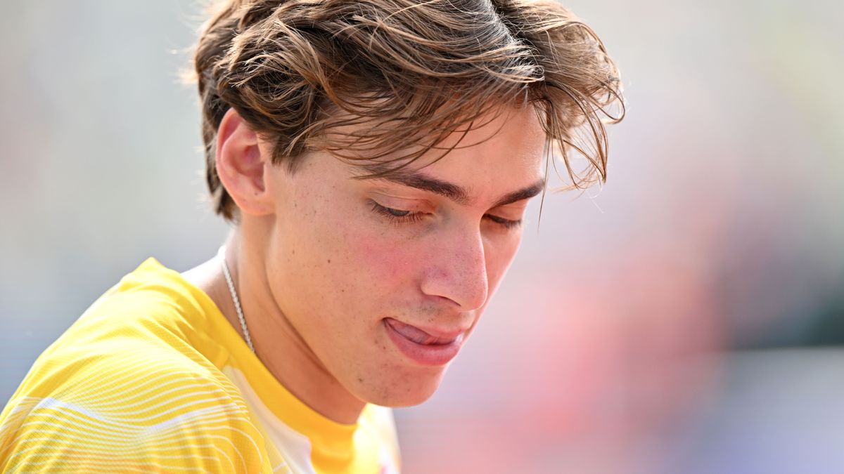 MUNICH, GERMANY -  AUGUST 18: Armand Duplantis of Sweden  gestures before the men's pole vault qualification during the European Championships Munich 2022 at Olympic Stadium in Munich, Germany on August 18, 2022. (Photo by Mustafa Yalcin/Anadolu Agency via Getty Images)