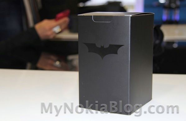 Nokia Lumia 800 The Dark Knight Rises - limitowana edycja dla fanów Batmana [wideo] 3