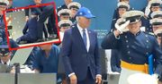 Biden przewrócił się podczas ceremonii w Akademii Sił Powietrznych