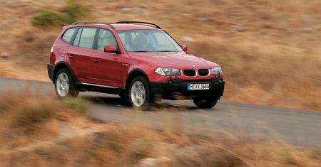 Używany SUV do 30 tys. zł. Zobacz, co warto kupić, a czego lepiej unikać