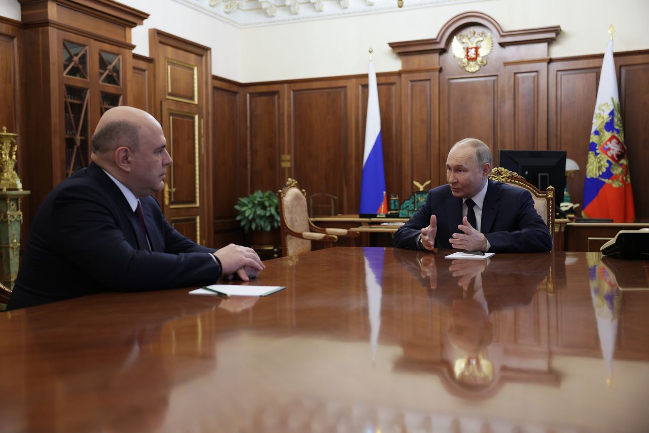 Vladimir Putin with the new-old Prime Minister Mishustin