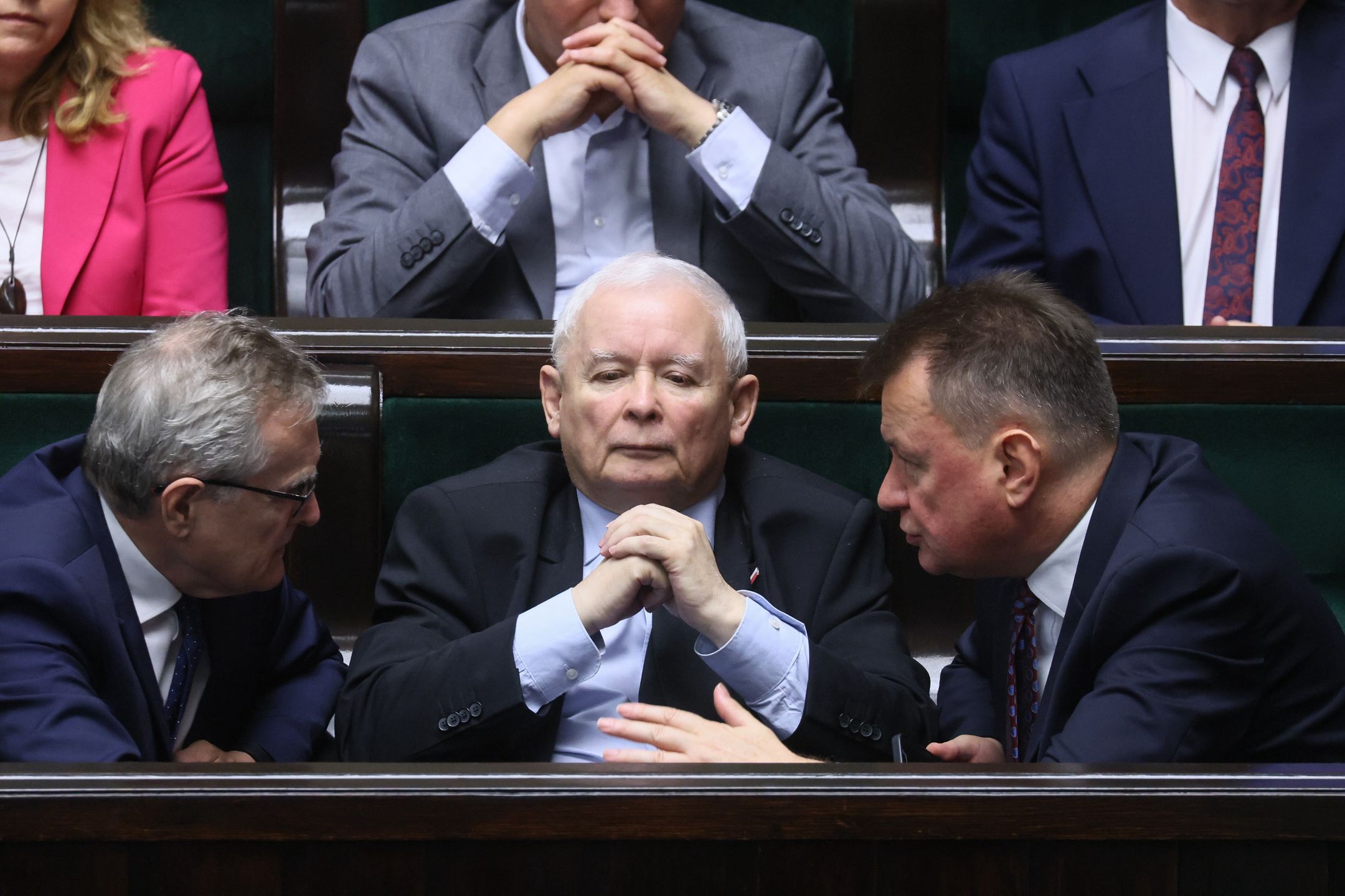 Jaros�aw Kaczy�ski Mariusz B�aszczak Piotr Gli�ski
Leszek Szyma�ski
obrad, obrady, plenarna, polityk polityka, pose�, posiedzenie, posiedze�, sala, sejm, 10, 10., 16. posiedzenie, kadencja, kadencji, X