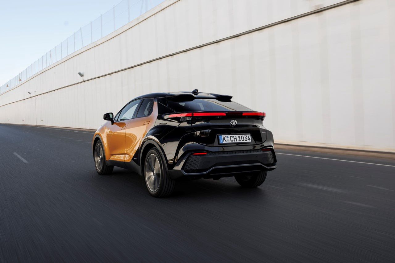 Toyota C-HR Plug-in Hybrid doskonale sprawdza się w mieście