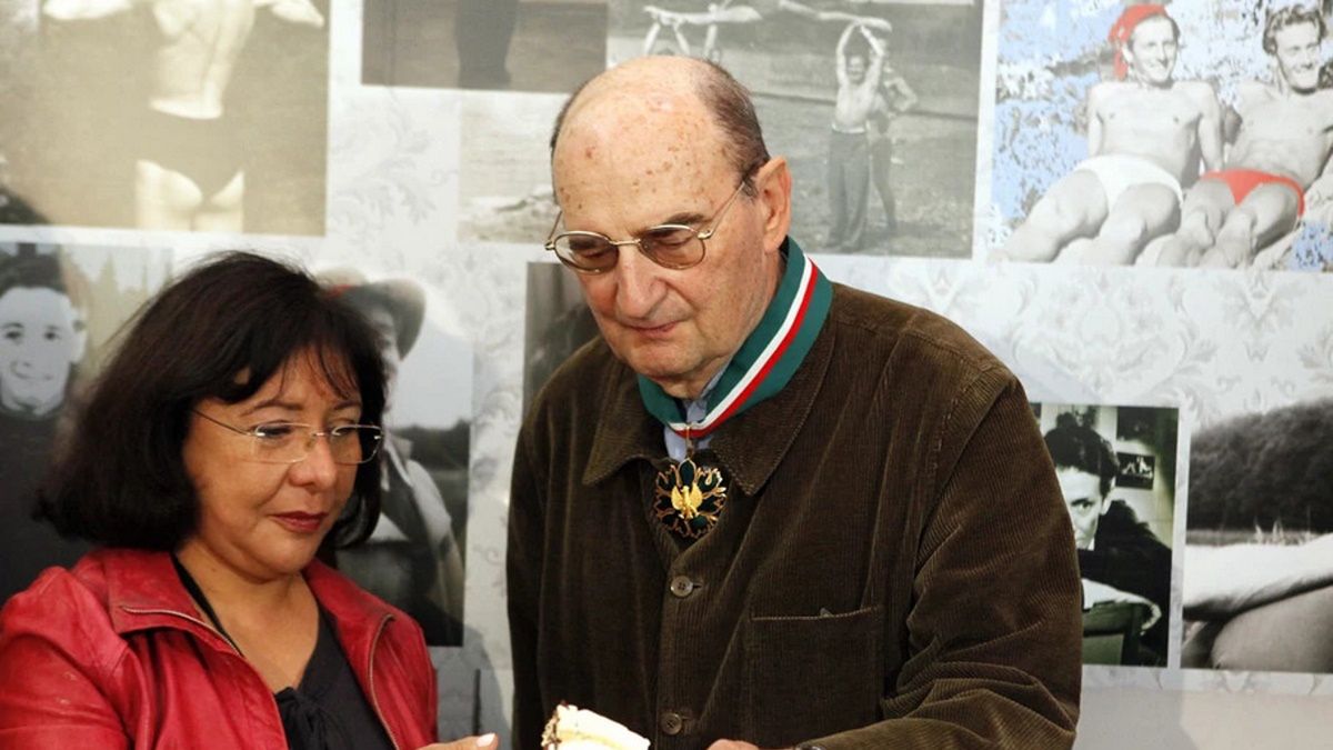 Sławomir Mrożek z żoną