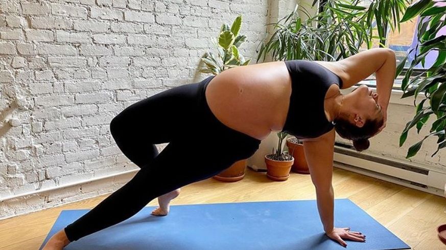 Ashley Graham jest aktywna w ciąży