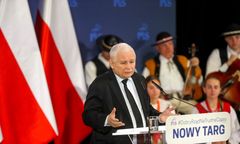 "Potrzebna jest armia". Kaczyński mówił o wyborach i odleciał
