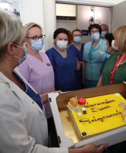 Koronawirus w Polsce. Międzynarodowy Dzień Pielęgniarki i Położnej. Minister Łukasz Szumowski złożył życzenia