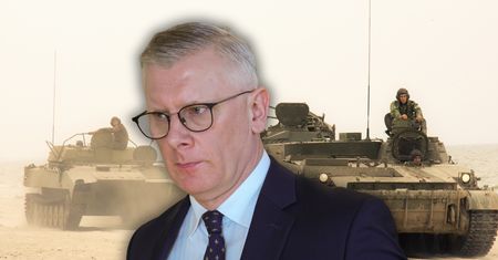 Cenckiewicz o nowym ataku Rosji w Europie. "Przygotowuje się"