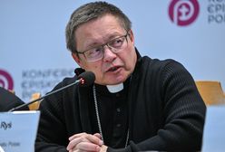 Miała wyrzucić krzyż do kosza. Kard. Ryś o sprawie nauczycielki
