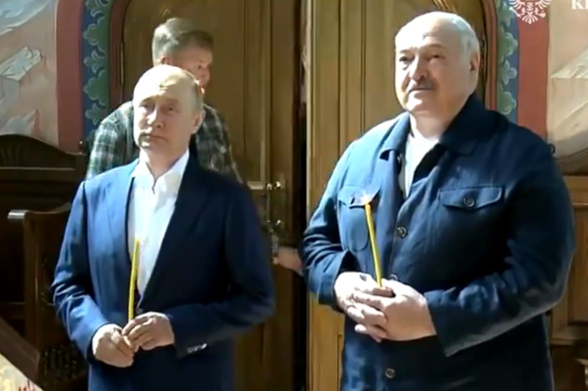 Vladimir Putin and Alexander Lukashenko.