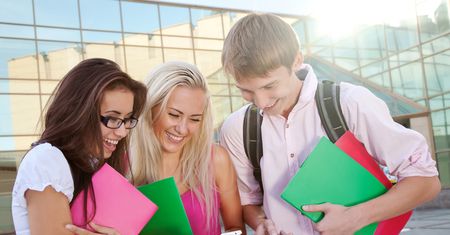 Wracasz do szkoły lub na studia? Koniecznie zainstaluj te aplikacje na Androida