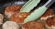 Dodaj sekretny składnik do mielonych. Kotlety będą wyjątkowo puszyste