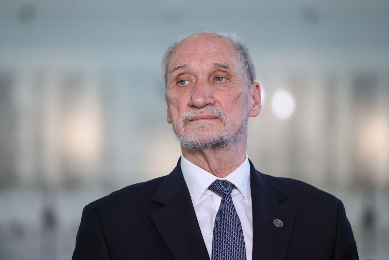 Macierewicz reaguje na zarzuty Tuska. Zdecydowane słowa