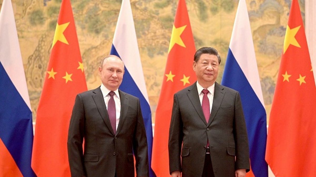 Rządy Chin i Rosji postanowiły zjednoczyć siły. Na tym sojuszu szczególnie korzysta Iran