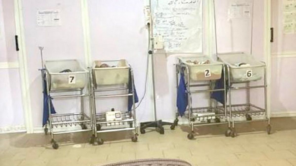 Dzieci zostają bez opieki.