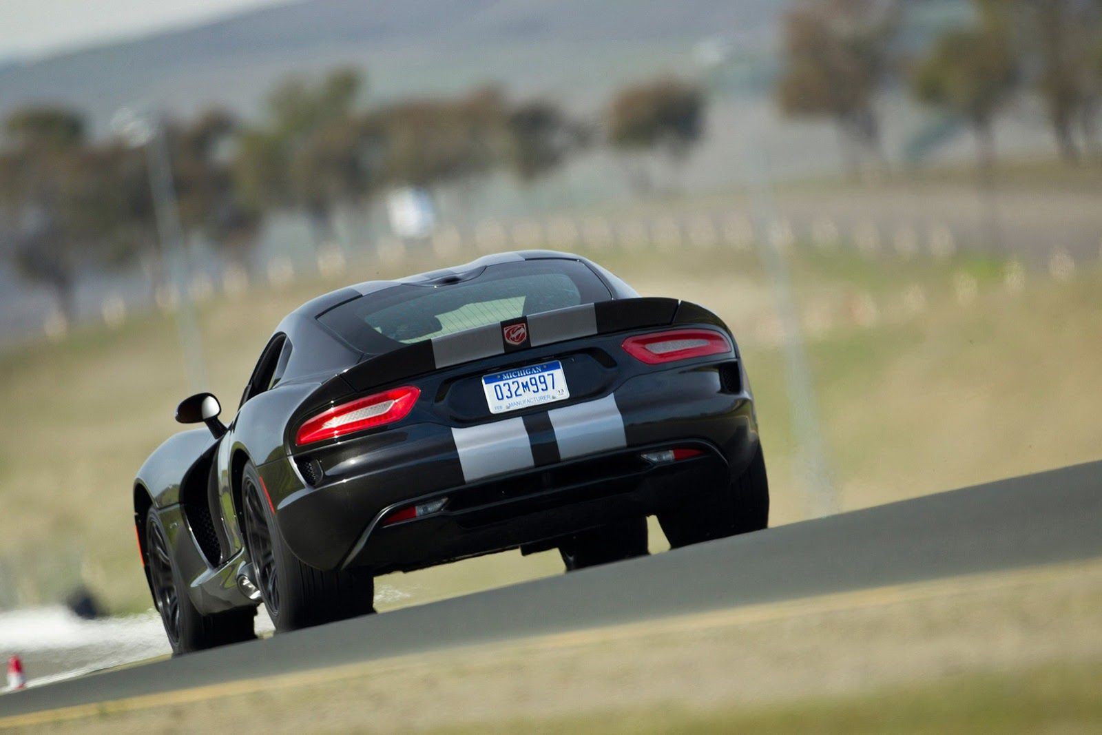 2013 SRT Viper - w żółci, czerwieni, czerni i niebieskim [aktualizacja] 21
