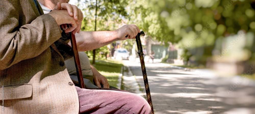 Emerytura – kiedy warto z niej skorzystać? Można na przykład od lipca. Warto