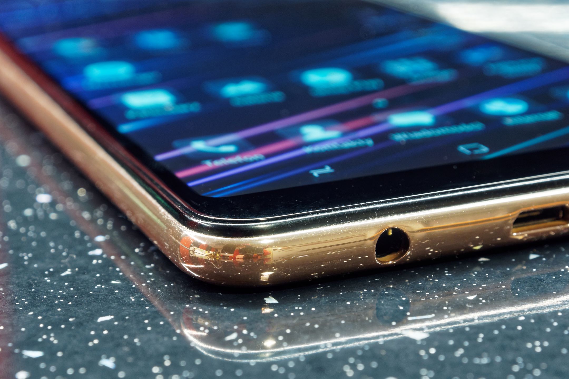 Recenzja Samsunga GALAXY A7 – potrójny aparat w dobrej cenie 3