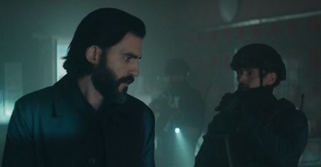 "Ostrzeżenie przed niebezpieczeństwem". Polski akcent w hicie z Idrisem Elbą