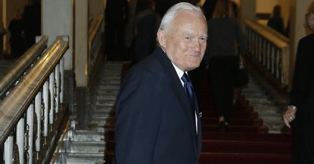 Miller grzmi: "Kaczyński torturuje Polaków"