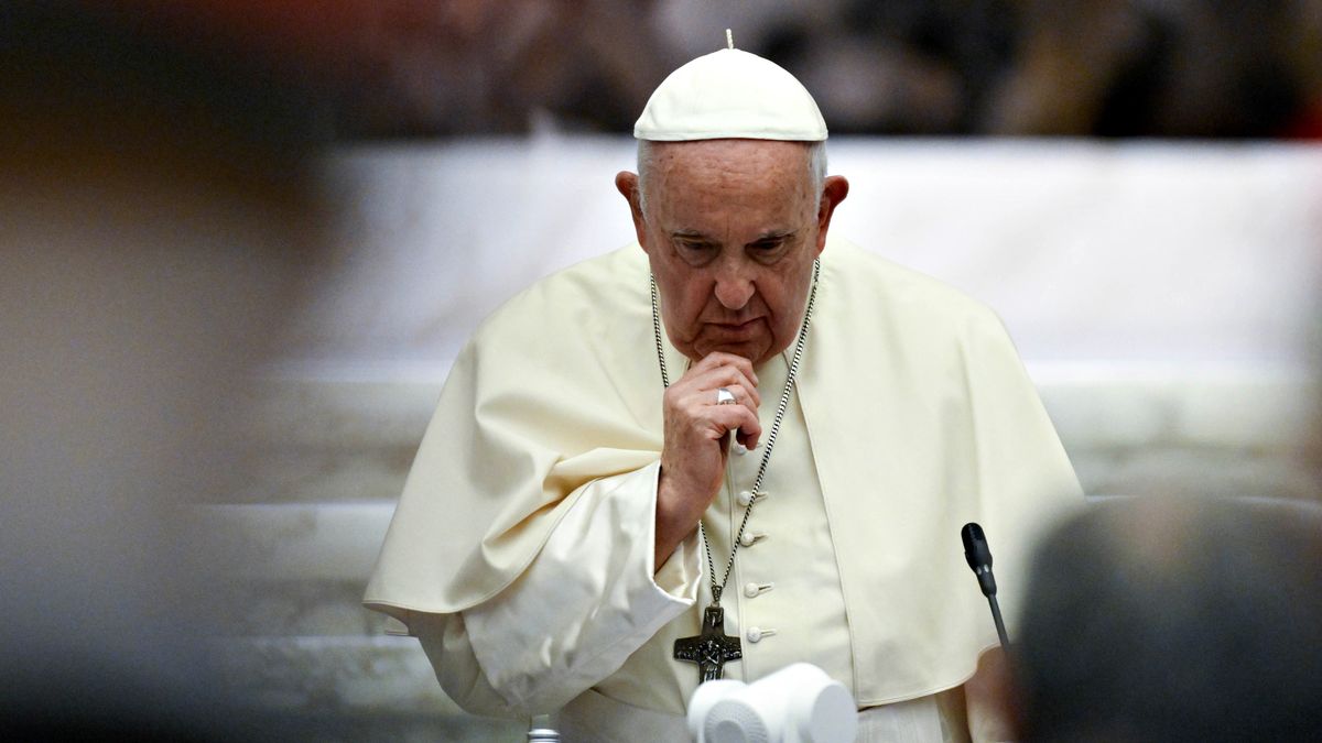 The XVI Ordinary General Assembly of the Synod of Bishops Is Held At VaticanVATICAN CITY, VATICAN - OCTOBER 04:  (EDITOR NOTE: STRICTLY EDITORIAL USE ONLY - NO MERCHANDISING). Pope Francis attends the Opening of the XVI Ordinary General Assembly of the Synod of Bishops at the Paul VI Hall on October 04, 2023 in Vatican City, Vatican. The Pope gave this powerful reminder during the Opening of the XVI Ordinary General Assembly of the Synod of Bishops, which began today in the Vatican, in his opening remarks. The 16th Ordinary General Assembly of the Synod of Bishops will be held in two moments, that is, in two sessions, spaced one year apart: the first from October 4 to 29, 2023, the second in October 2024. (Photo by Vatican Media via Vatican Pool/Getty Images)Vatican Poolbestof, topix