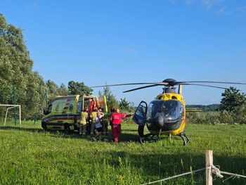Warmia: Motocyklista wjechał w dwie dziewczynki idące poboczem