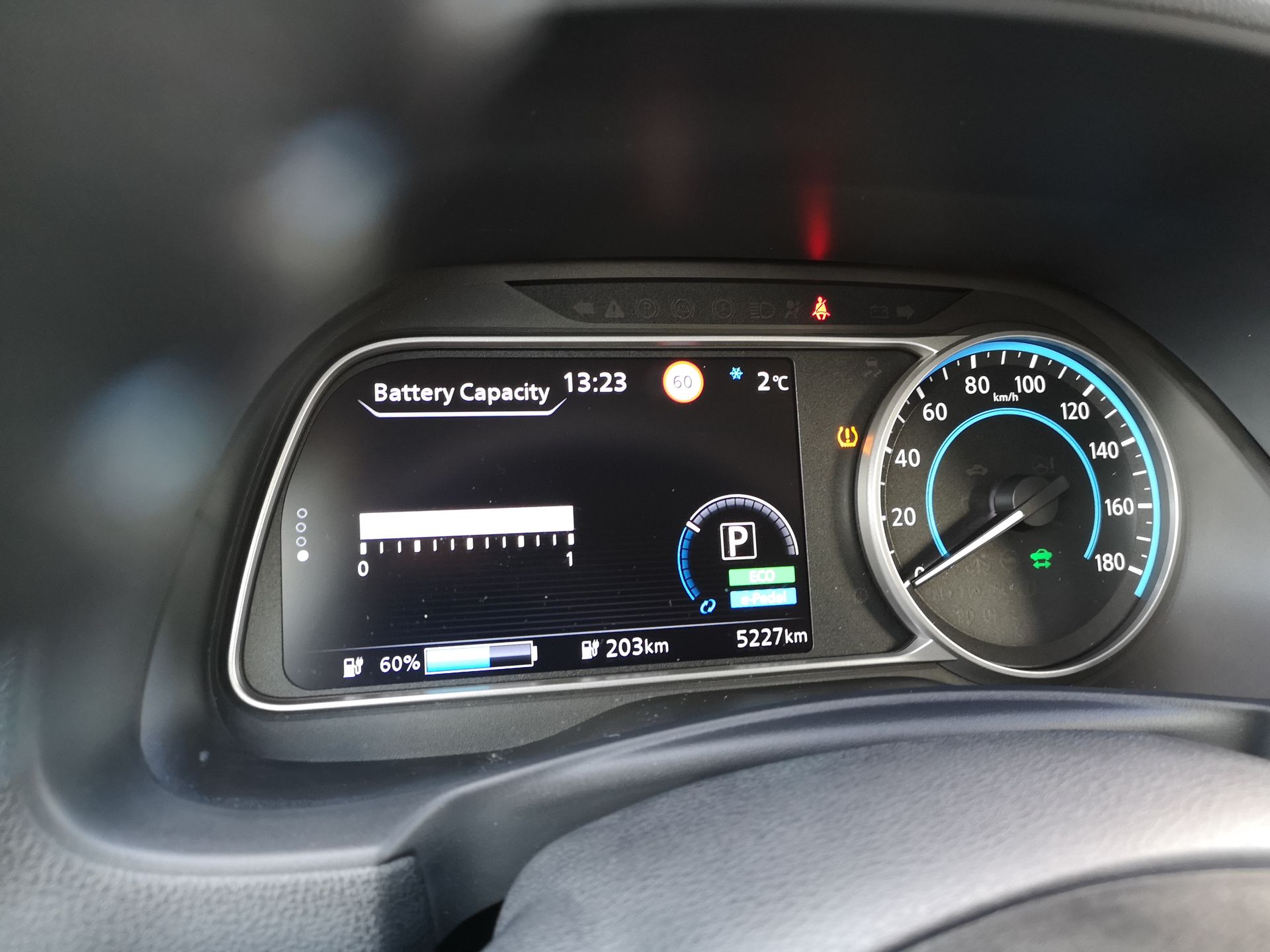 Nissan Leaf e+: Systemy wsparcia kierowcy, zarządzania energią oraz audio Bose 32