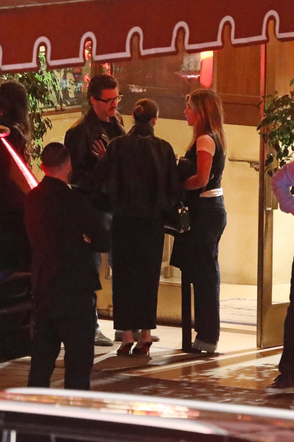 Jennifer Aniston i Pedro Pascal spędzili razem sobotni wieczór