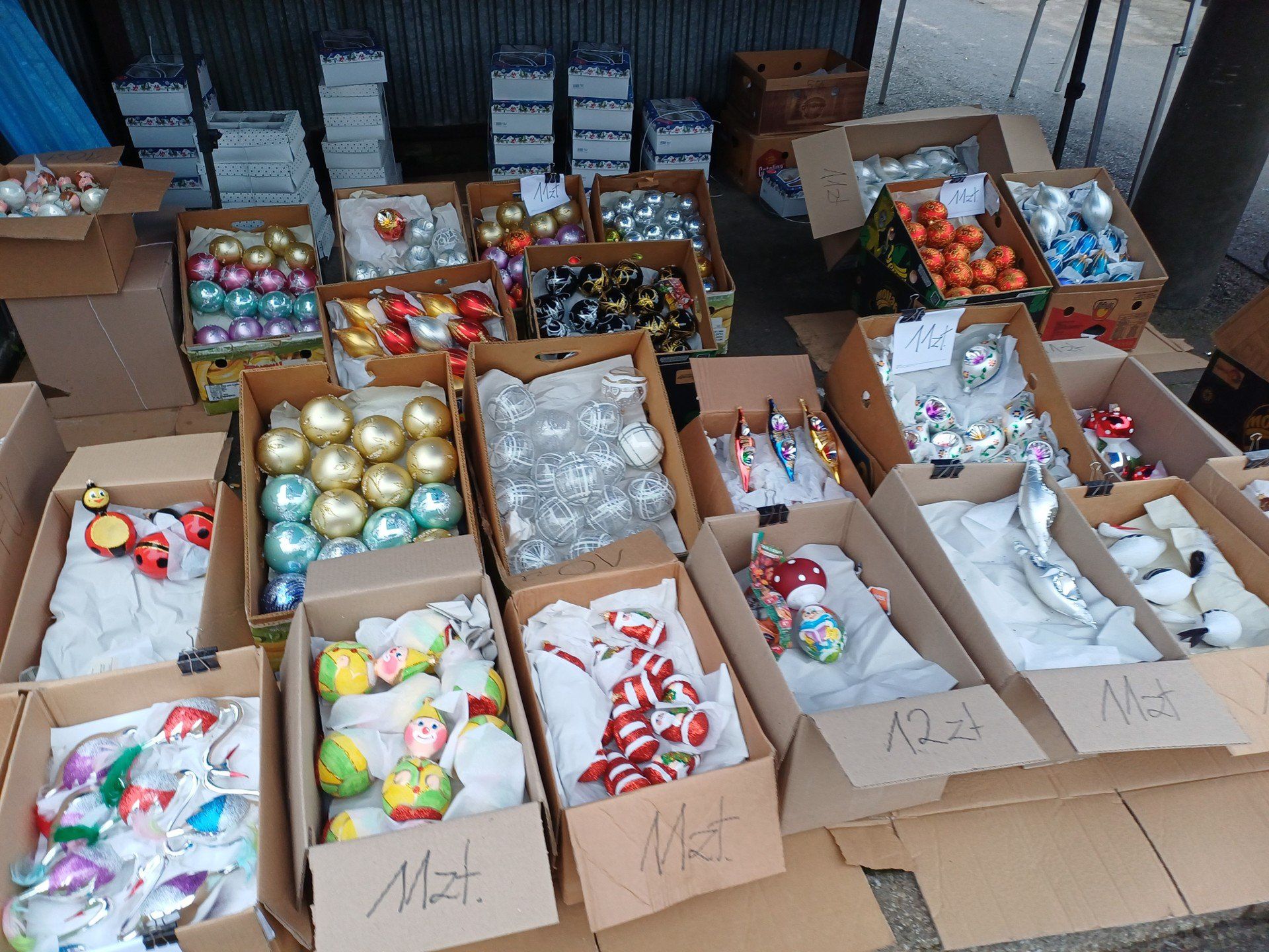 W sprzedaży piękne szklane bombki