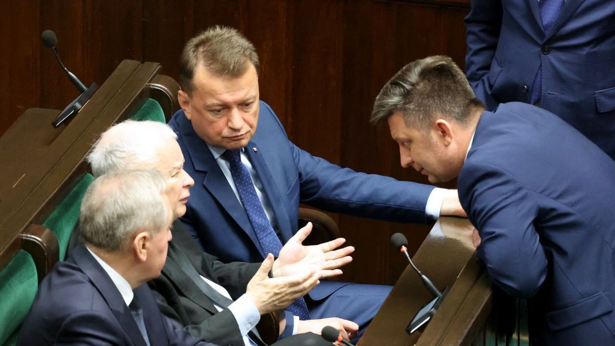 Projekt ustawy wspomagającej spłacających kredyty mieszkaniowe trafił do komisji 