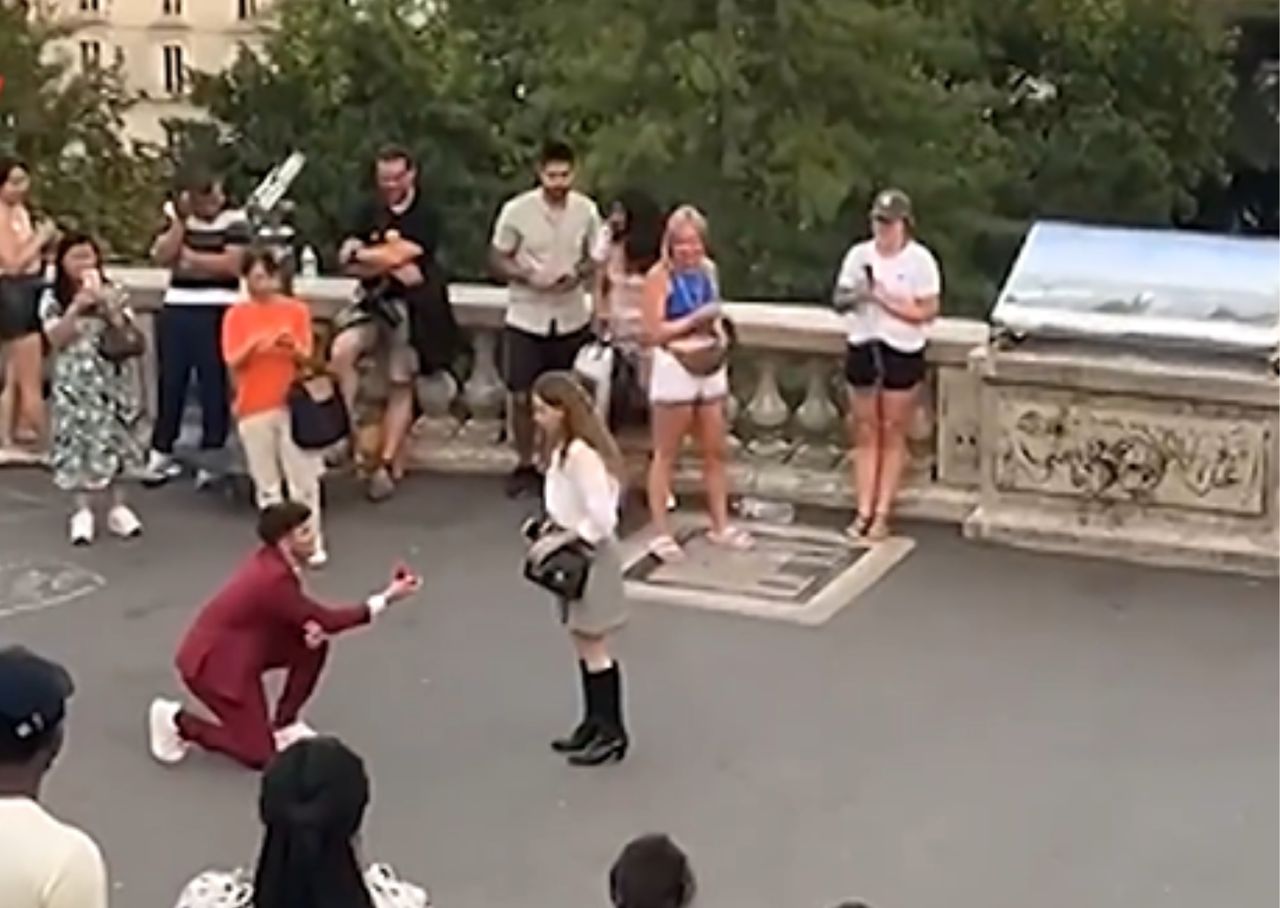 Paris proposal gone wrong: Romantic moment turns into viral heartbreak