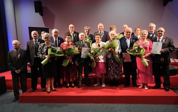 Pół wieku razem, a jedna para już 60 lat. Ostrowieccy małżonkowie odebrali medale