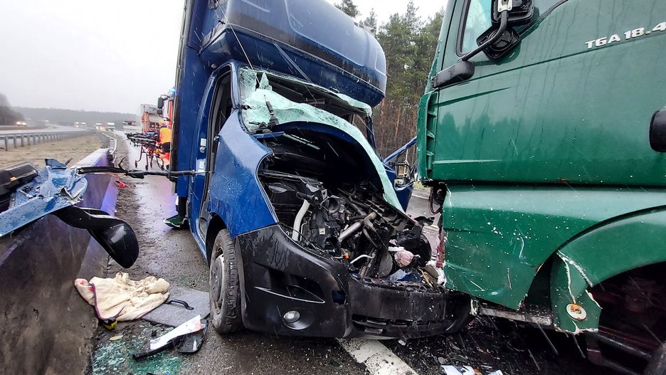 Karambol na trasie 21 w woj. śląskim