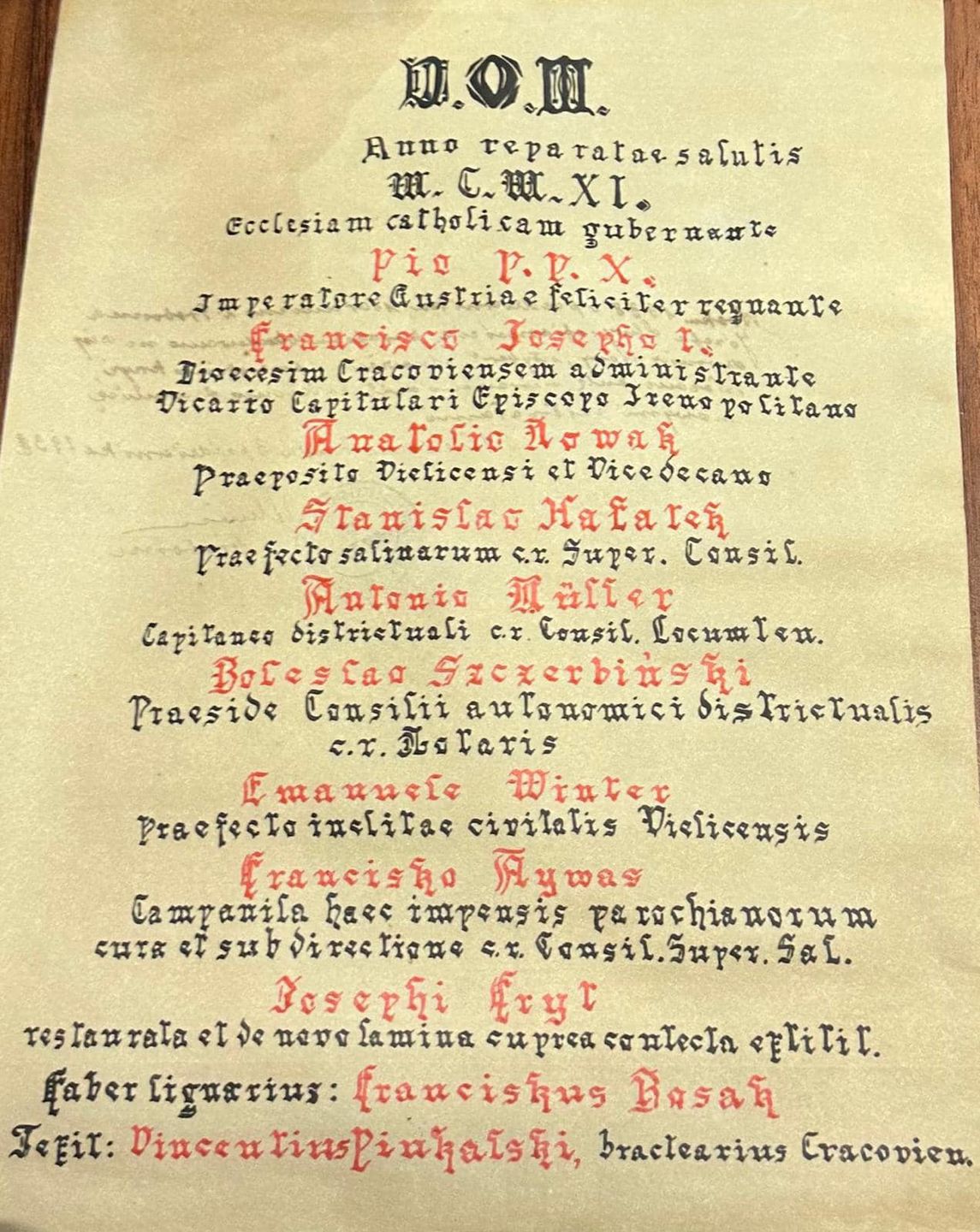 Odnaleziony pergamin w języku łacińskim