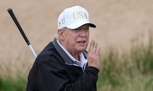 Klub golfowy jak Pałac Elizejski. Oto, co planuje Trump